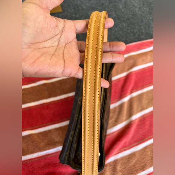 🔥🔥Louis Vuitton Viva Cite🔥🔥 - Picture 9 of 16